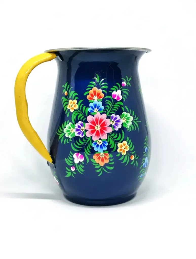 Oggettistica 40 Caraffa Indiana Smaltata con Motivo Floreale Blu 12 – Indispensabile Eleganza Artigianale